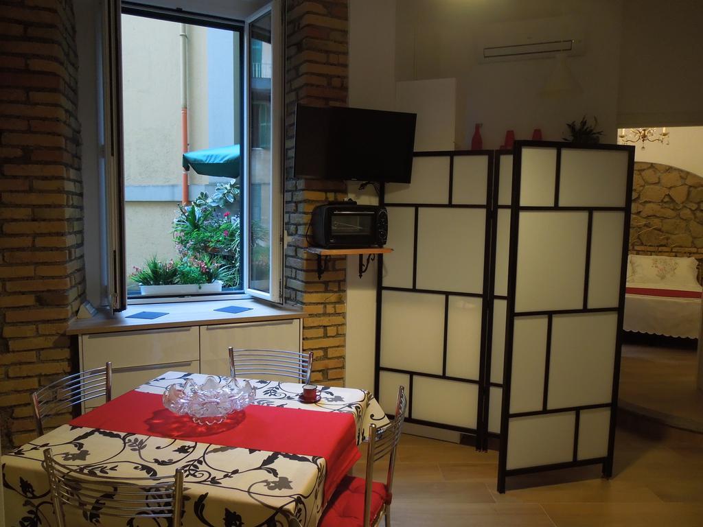 A Casa Di Lucia Villa โรม ภายนอก รูปภาพ