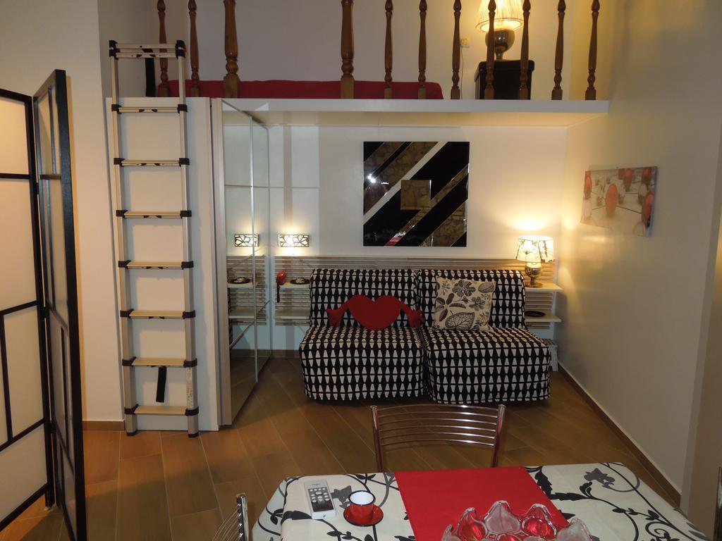 A Casa Di Lucia Villa โรม ภายนอก รูปภาพ